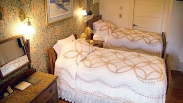 Egyptian cotton sheets, premium bedding, memory foam beds