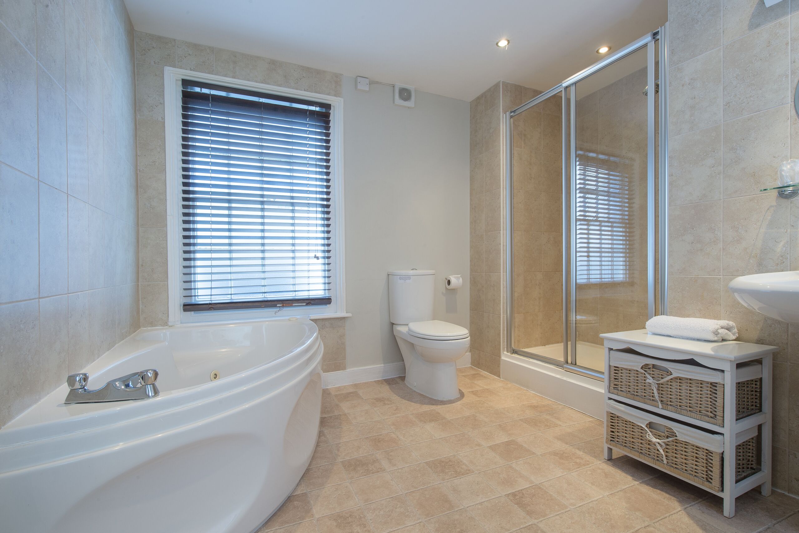 Standard Twin Room, Ensuite | Bilik Mandi