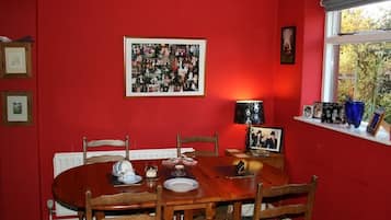 Bữa sáng với phụ phí nhỏ
