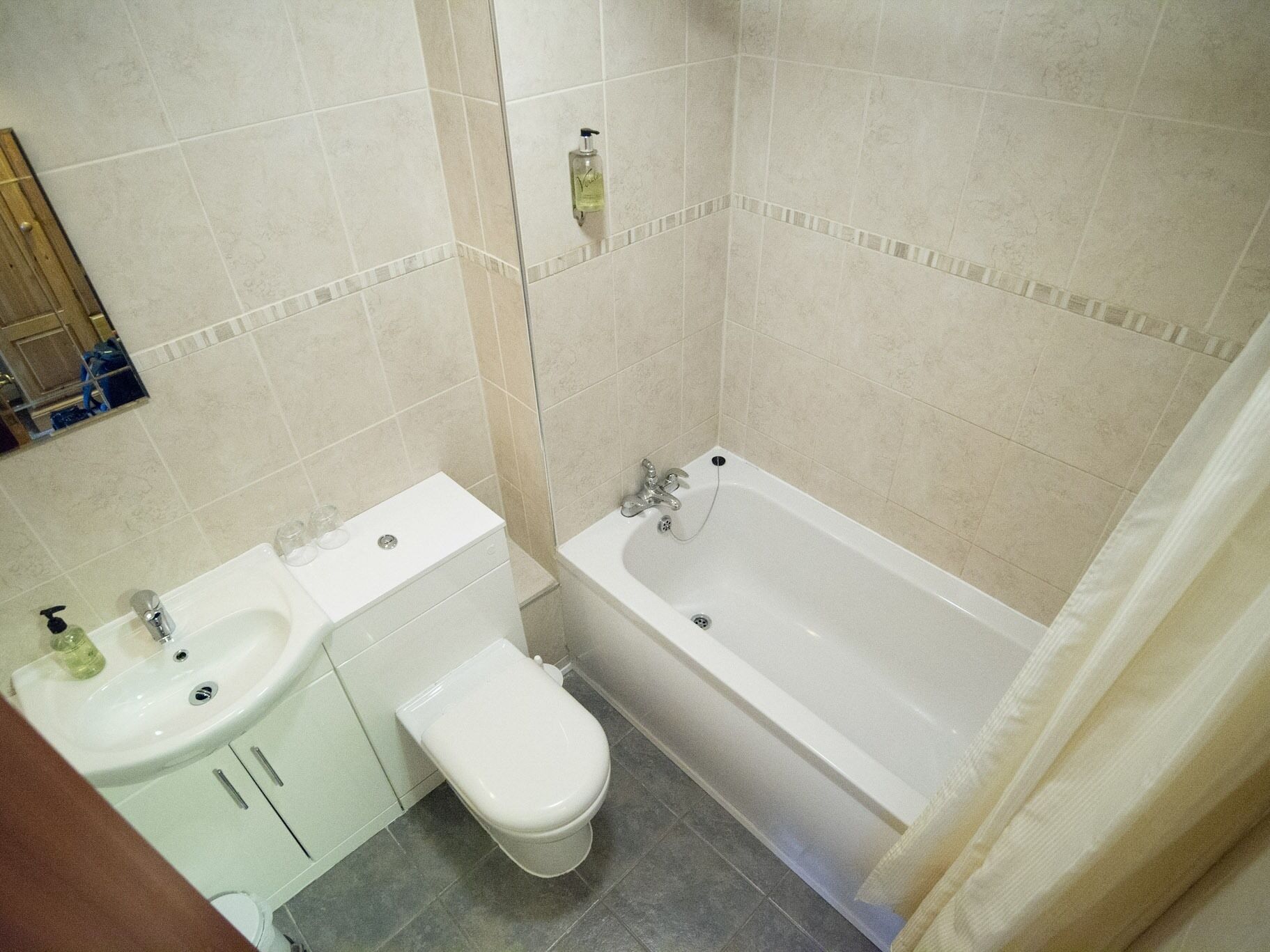 Foto - The Heath Inn