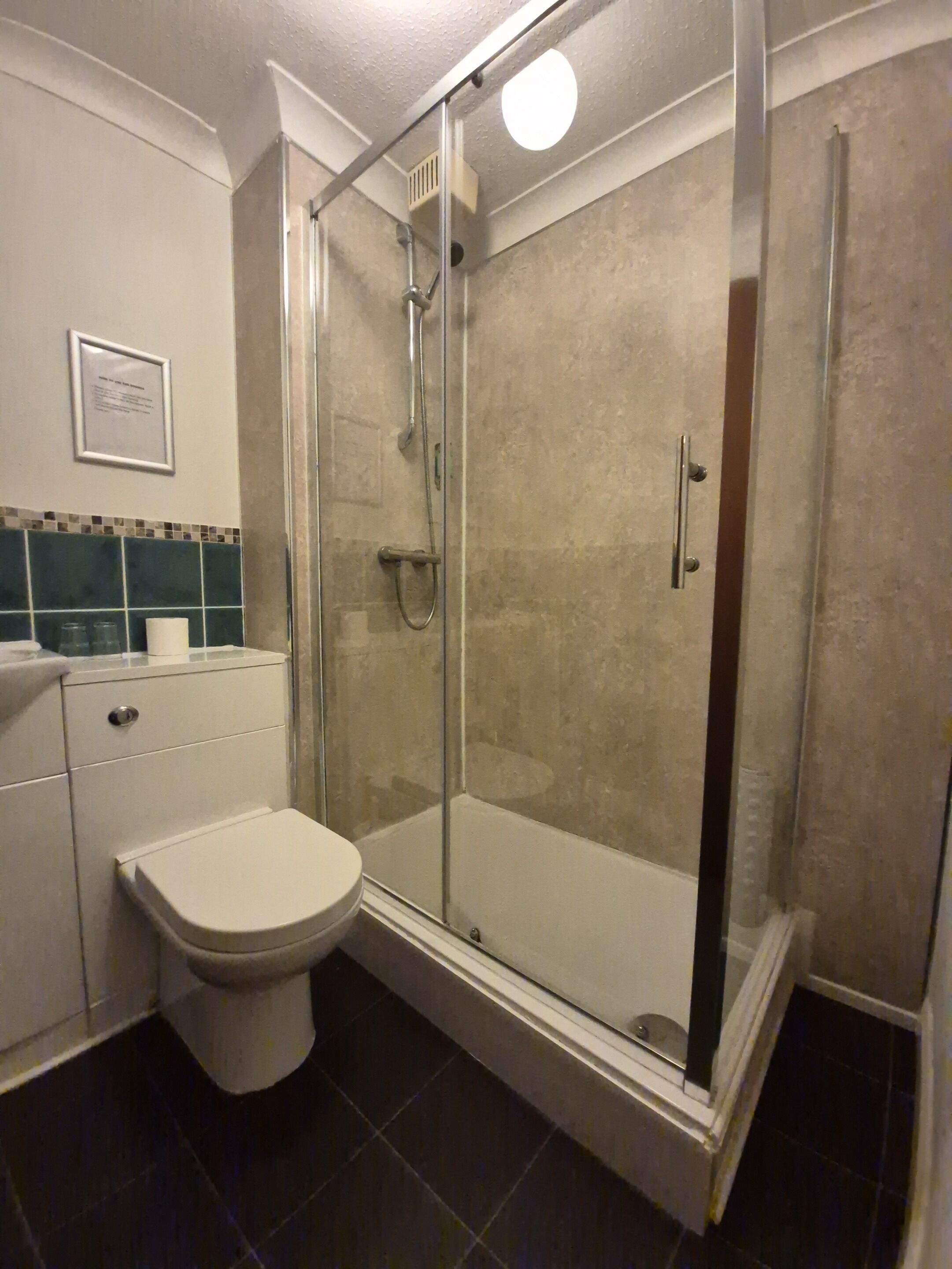 Photo - The Heath Inn