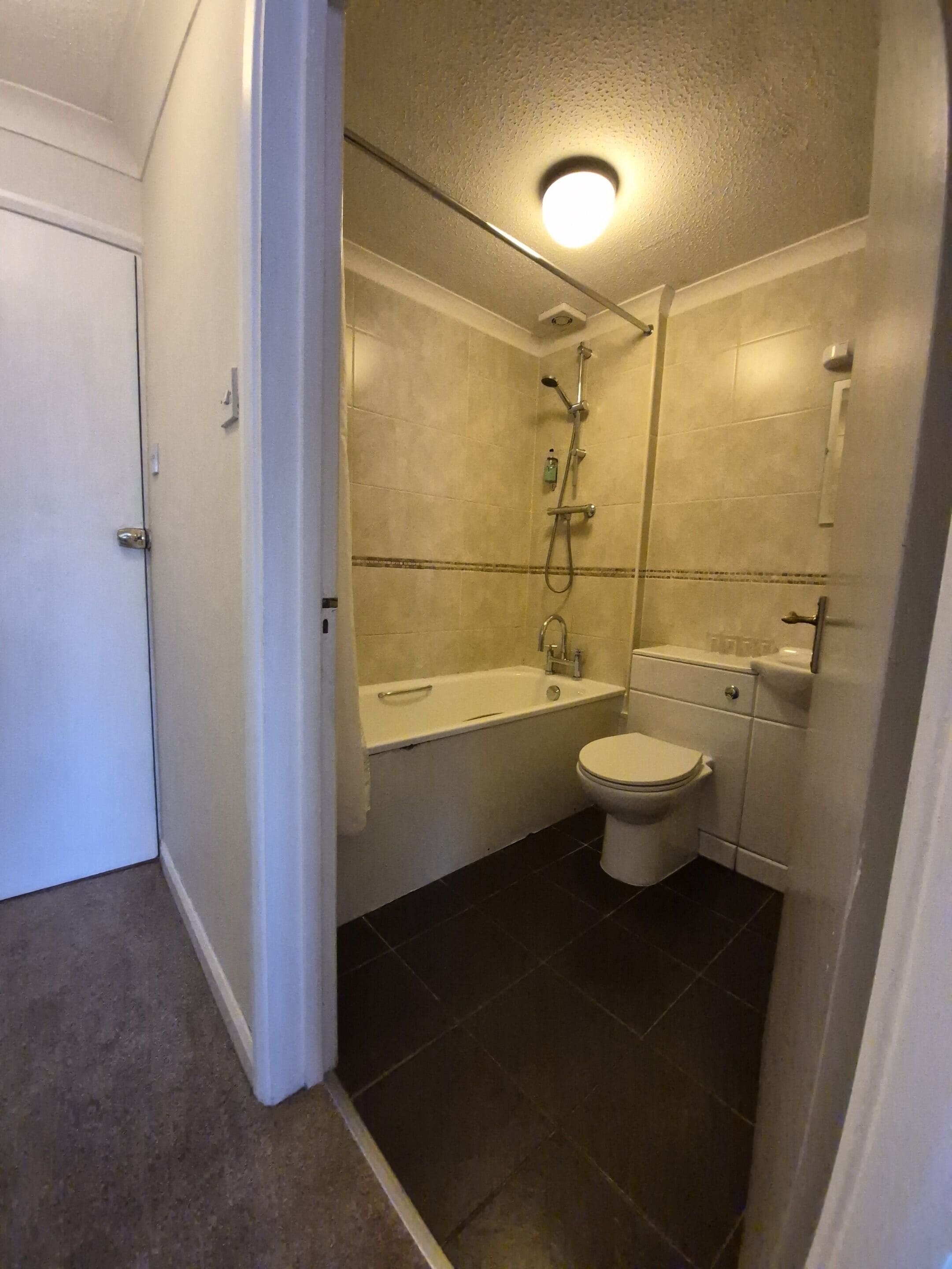 Photo - The Heath Inn