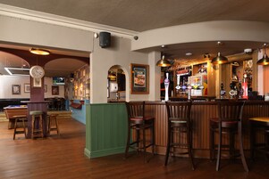 Bar (en la propiedad)