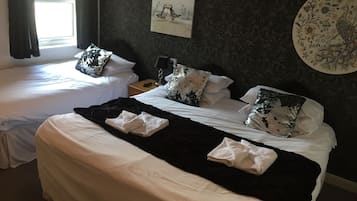 Suite Standard, bagno in camera