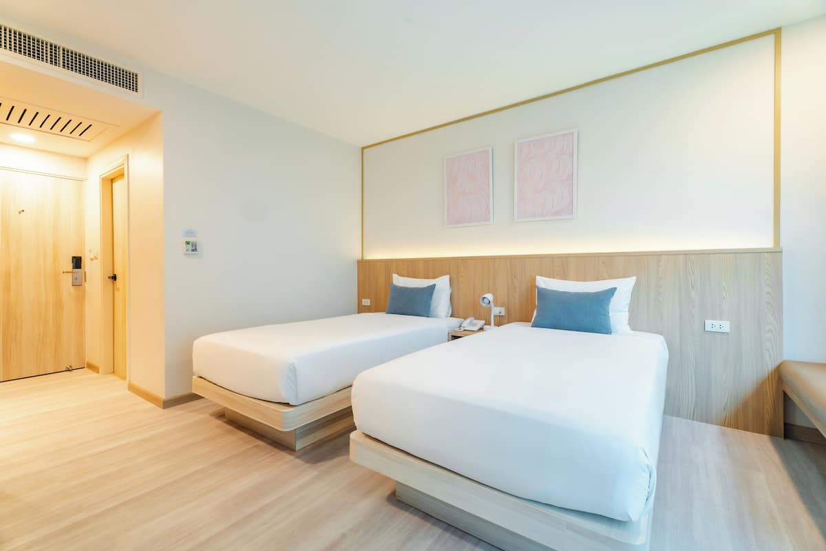 Deluxe Oda, Havuz Kullanımı | Minibar, odada kasa, güneşlik/perde, ücretsiz kablosuz İnternet