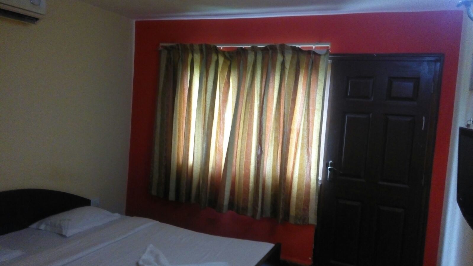 Standardzimmer | 1 Schlafzimmer, Schreibtisch, Verdunkelungsvorhänge