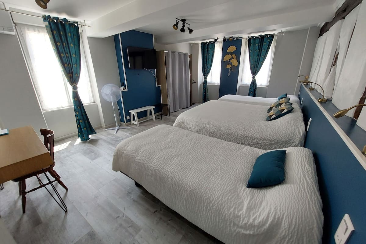 standard triple room | in-room safe, desk, iron/ironing board, free wifi