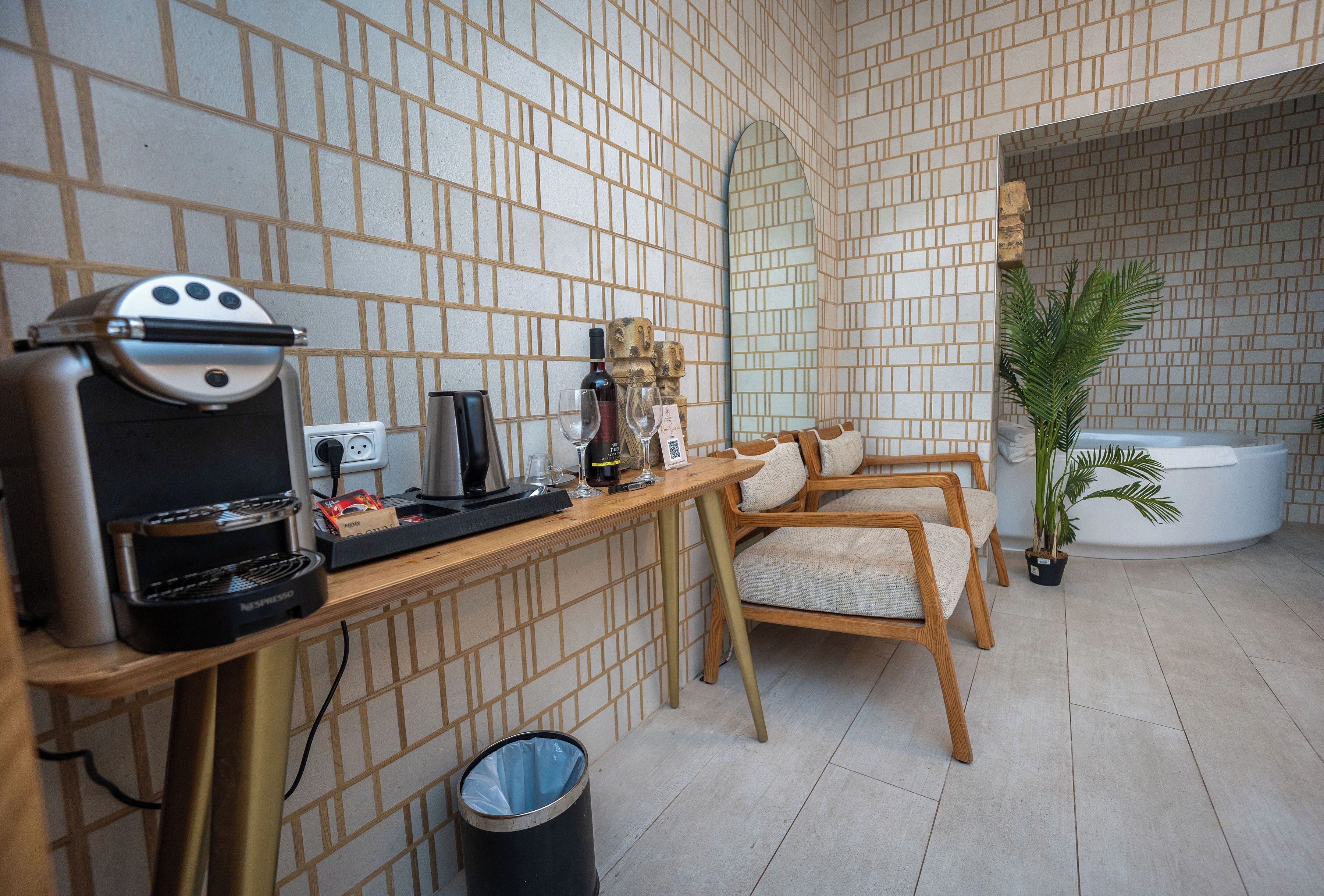 1 bedroom, minibar, in-room safe, desk