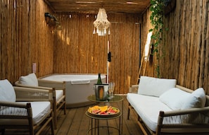 Minibar, in-room safe, desk, soundproofing - Estate Spa (Rehovot)