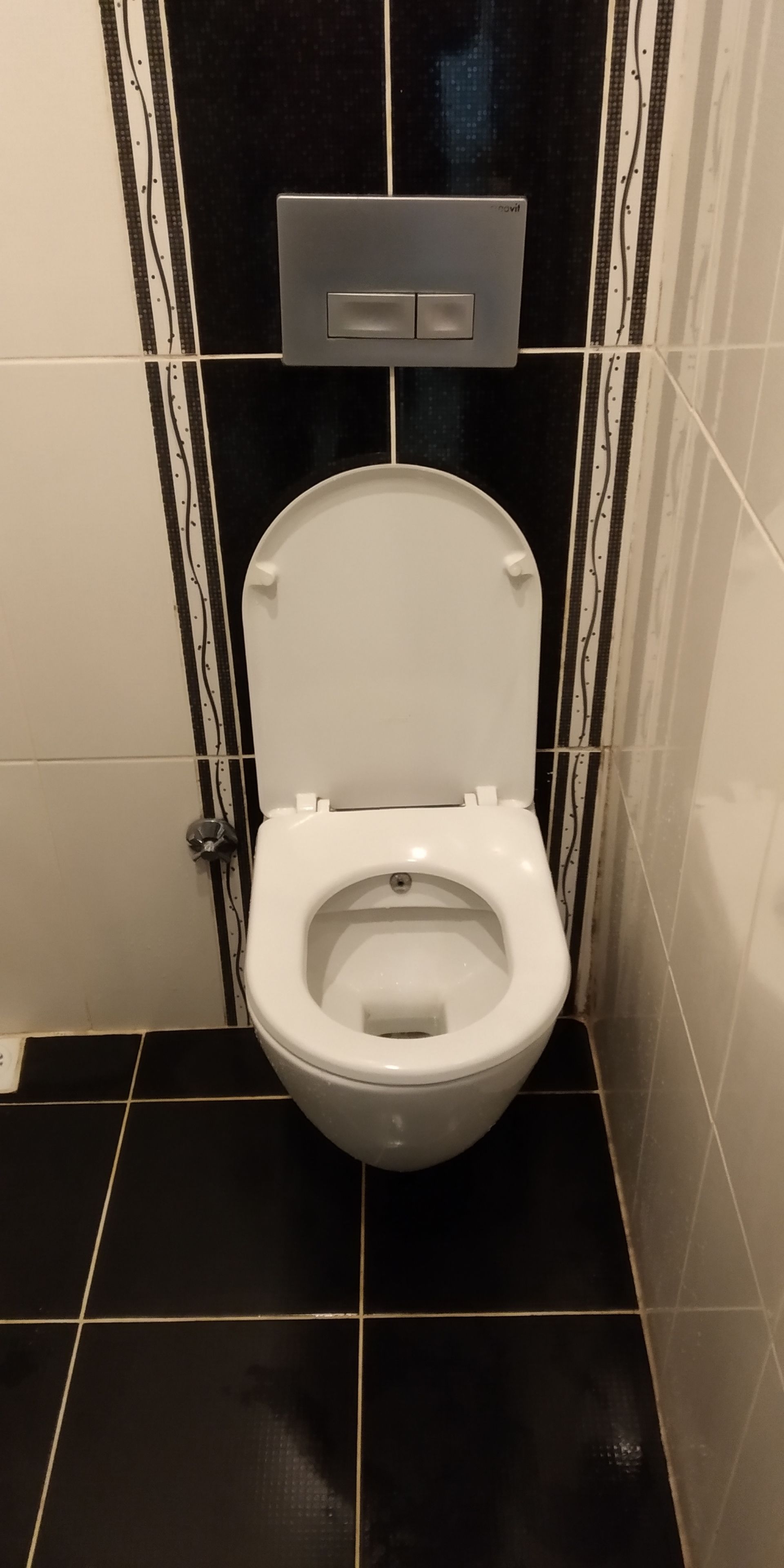 economy room, garden view | bathroom | combined shower/bathtub, free toiletries, hair dryer, slippers