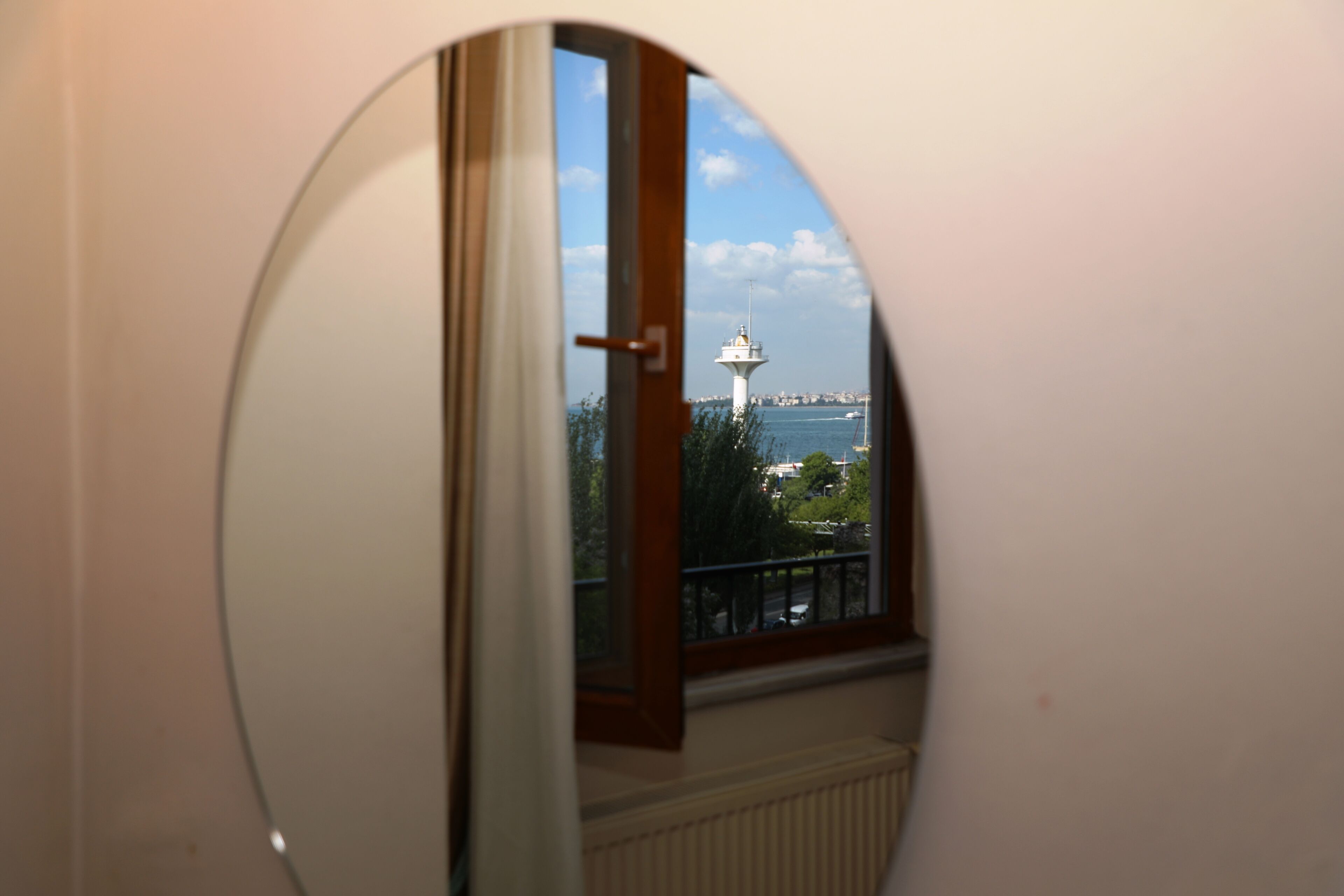 1 多间卧室、迷你吧、客房内保险箱、特色装修