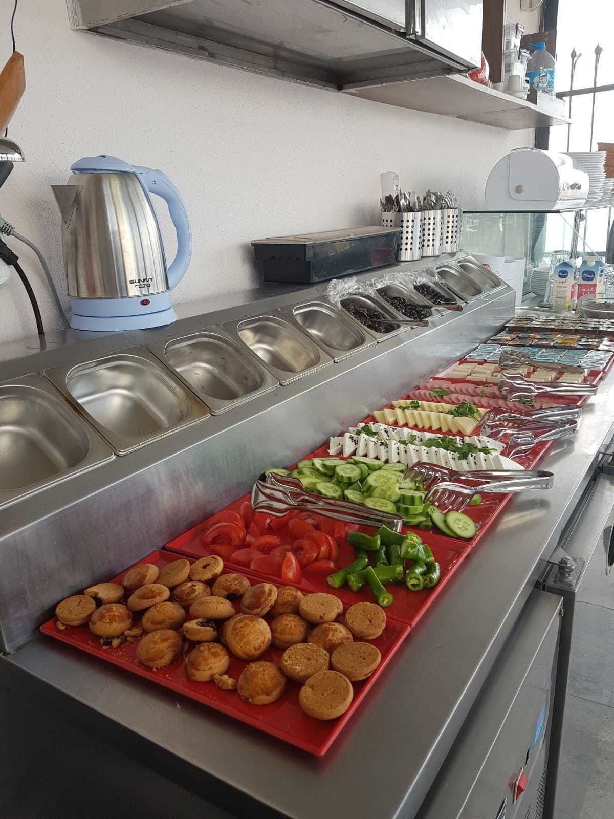 包含每日自助早餐