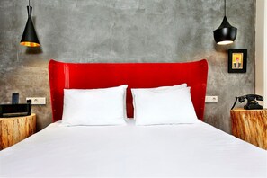 Egyptian cotton sheets, premium bedding, down comforters - SuB Karaköy - Special Class (Istanbul)
