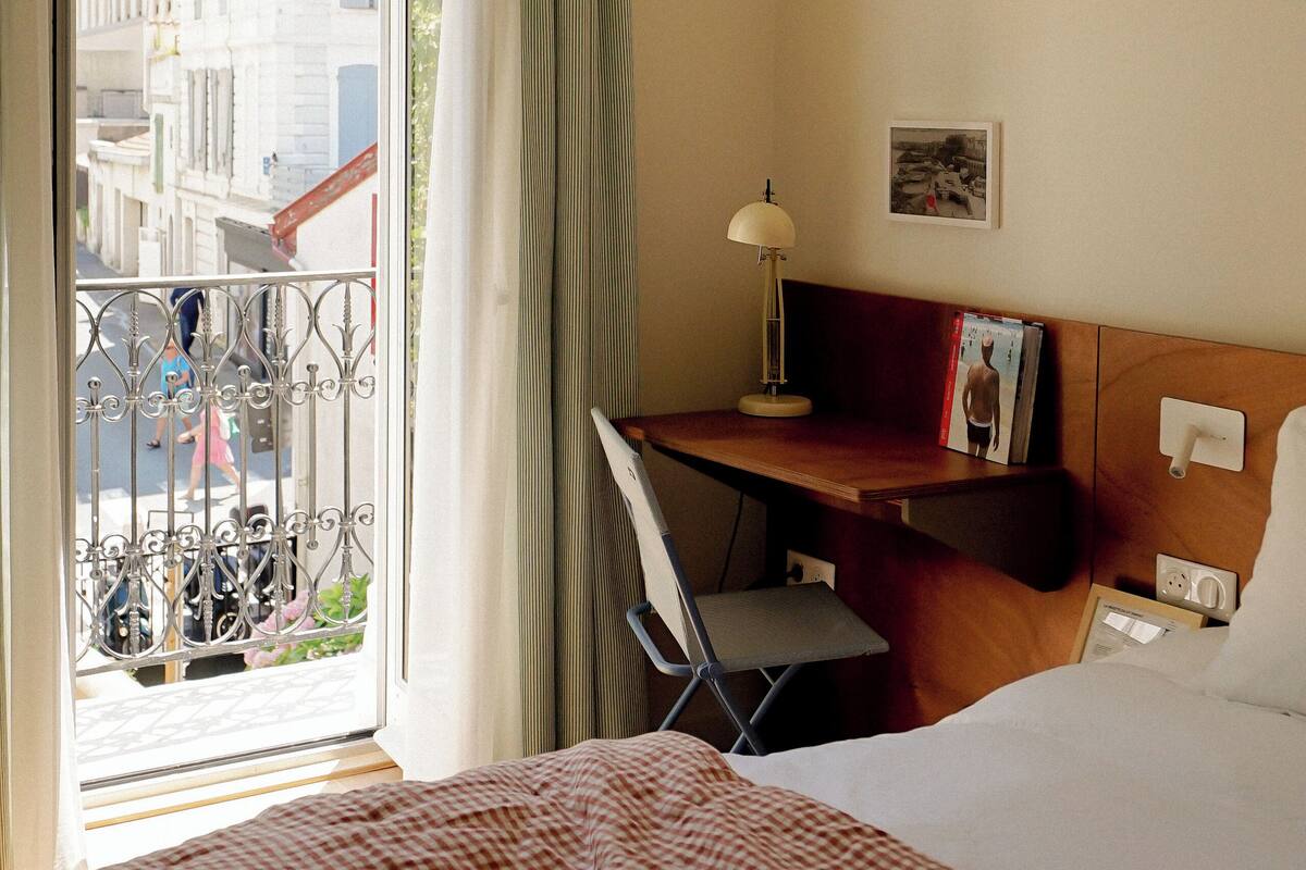 Comfort kamer | 1 slaapkamer, luxe beddengoed, pillowtop-bedden, een kluis op de kamer