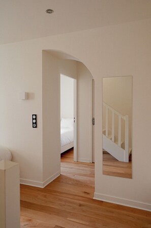 1 bedroom, premium bedding, pillow-top beds, in-room safe