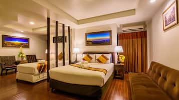 Quarto família | Edredons de pluma, camas Select Comfort, frigobar, cofres nos quartos