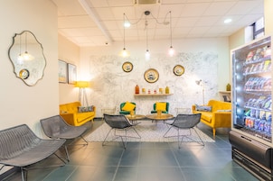 Sala de estar en el lobby