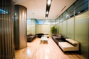 Sala de estar en el lobby