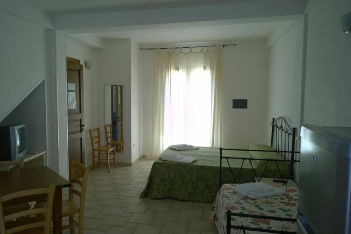 1 bedroom, cots/infant beds, free WiFi, bed sheets