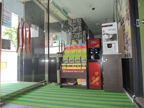 Interior entrance - Daelim Residence (Seoul)