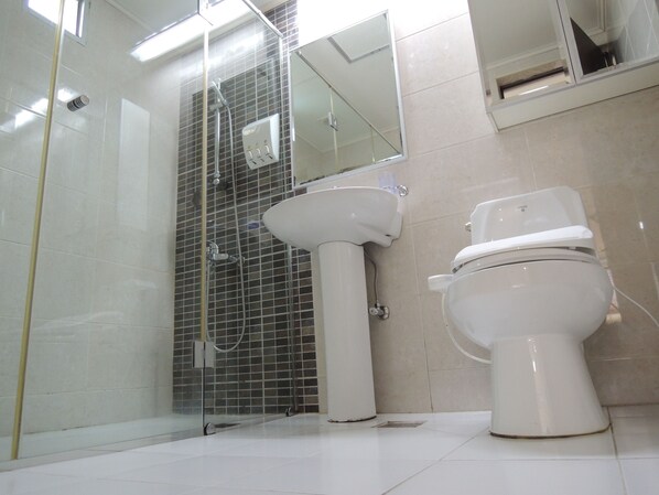 Bathroom - Daelim Residence (Seoul)