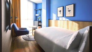 Deluxe Room, 1 Double Bed | Free minibar, in-room safe, blackout drapes, soundproofing
