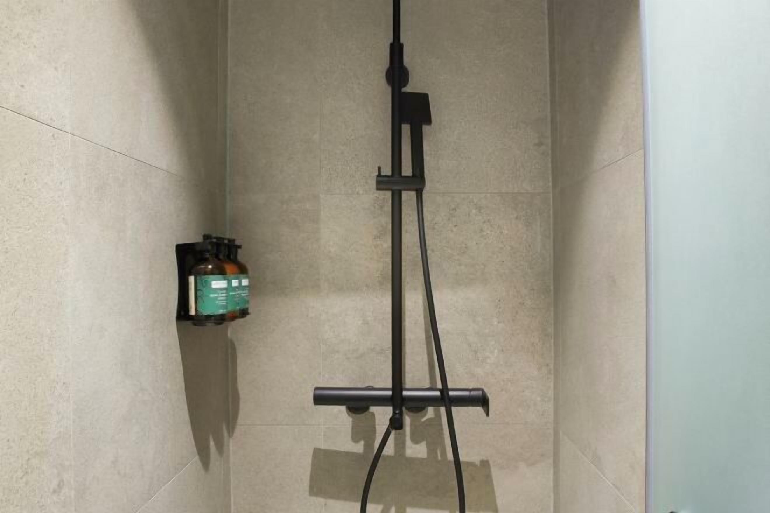 Salle de bain | Articles de toilette écologiques, sèche-cheveux, peignoirs, chaussons