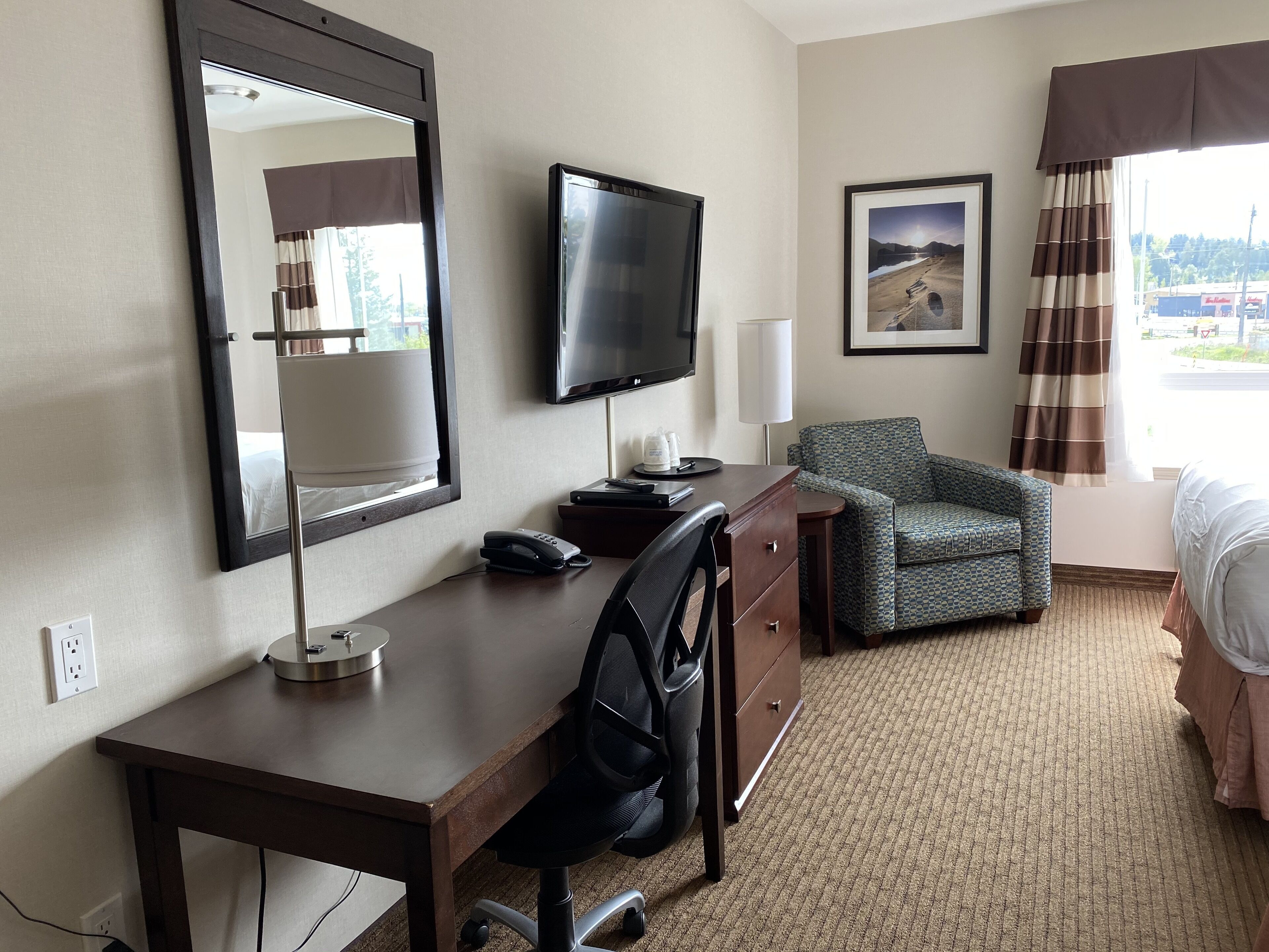 desk, blackout curtains, iron/ironing board, free wifi