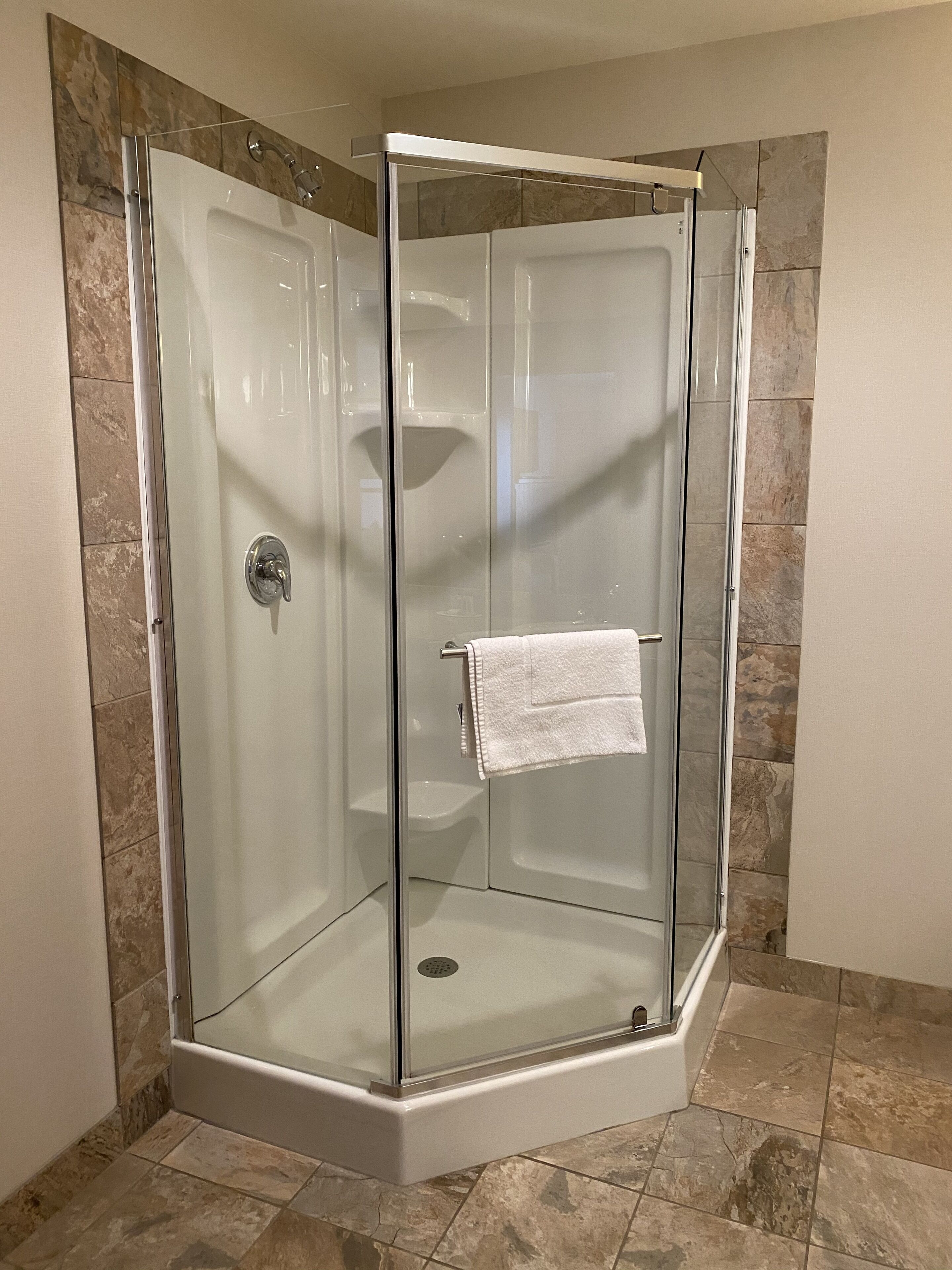 suite, 1 king bed, non smoking, jetted tub | bathroom shower
