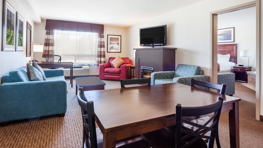 Ramada by Wyndham Creston