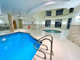 Una piscina techada