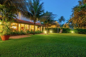 Exterior - DoubleTree by Hilton Hotel Goa - Arpora - Baga (Arpora)
