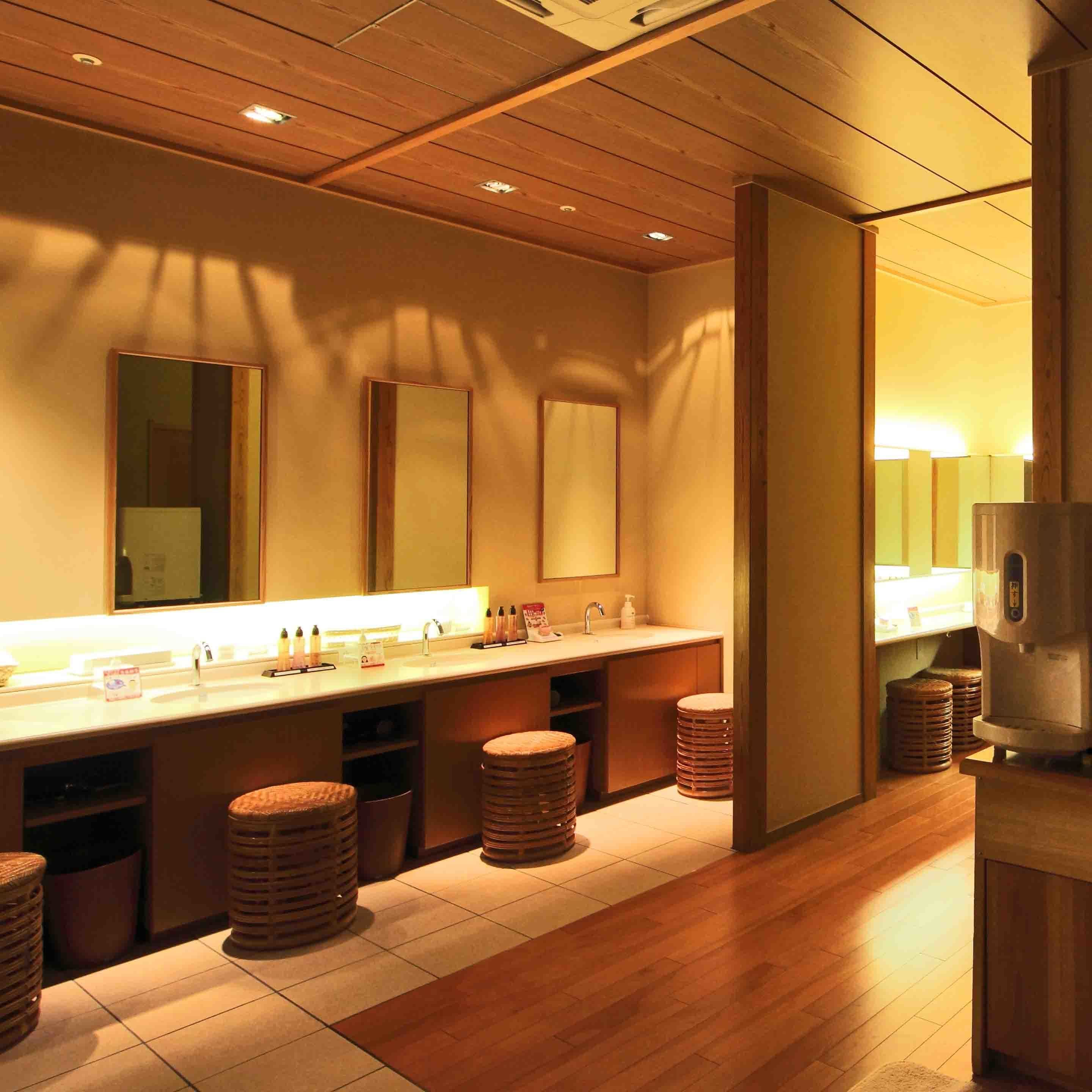 massage/treatment rooms