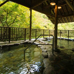 Massage- und Behandlungsräume