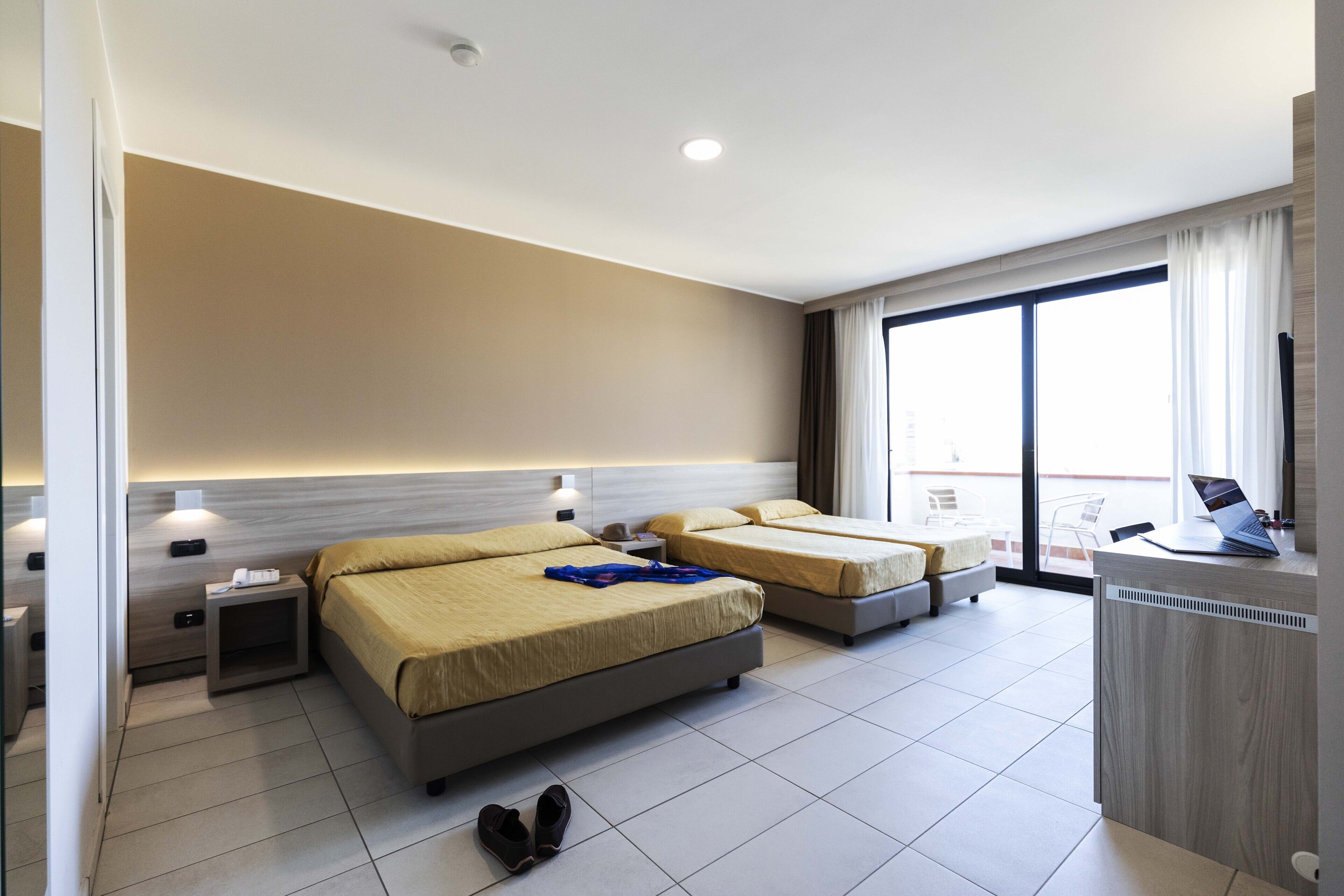 Habitación cuádruple estándar