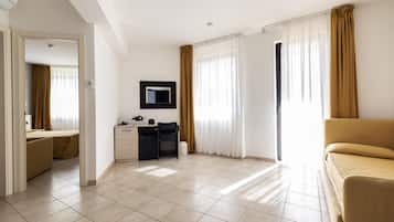 Minibar, in-room safe, desk, soundproofing