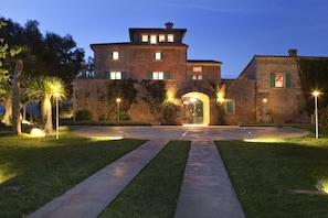 Front of property – evening/night