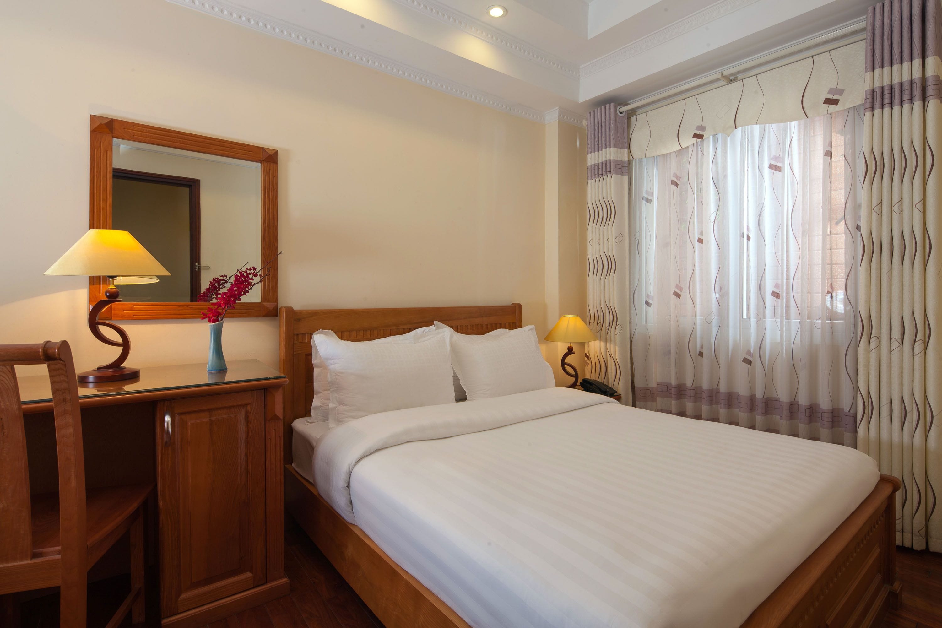 1 bedroom, memory-foam beds, minibar, in-room safe