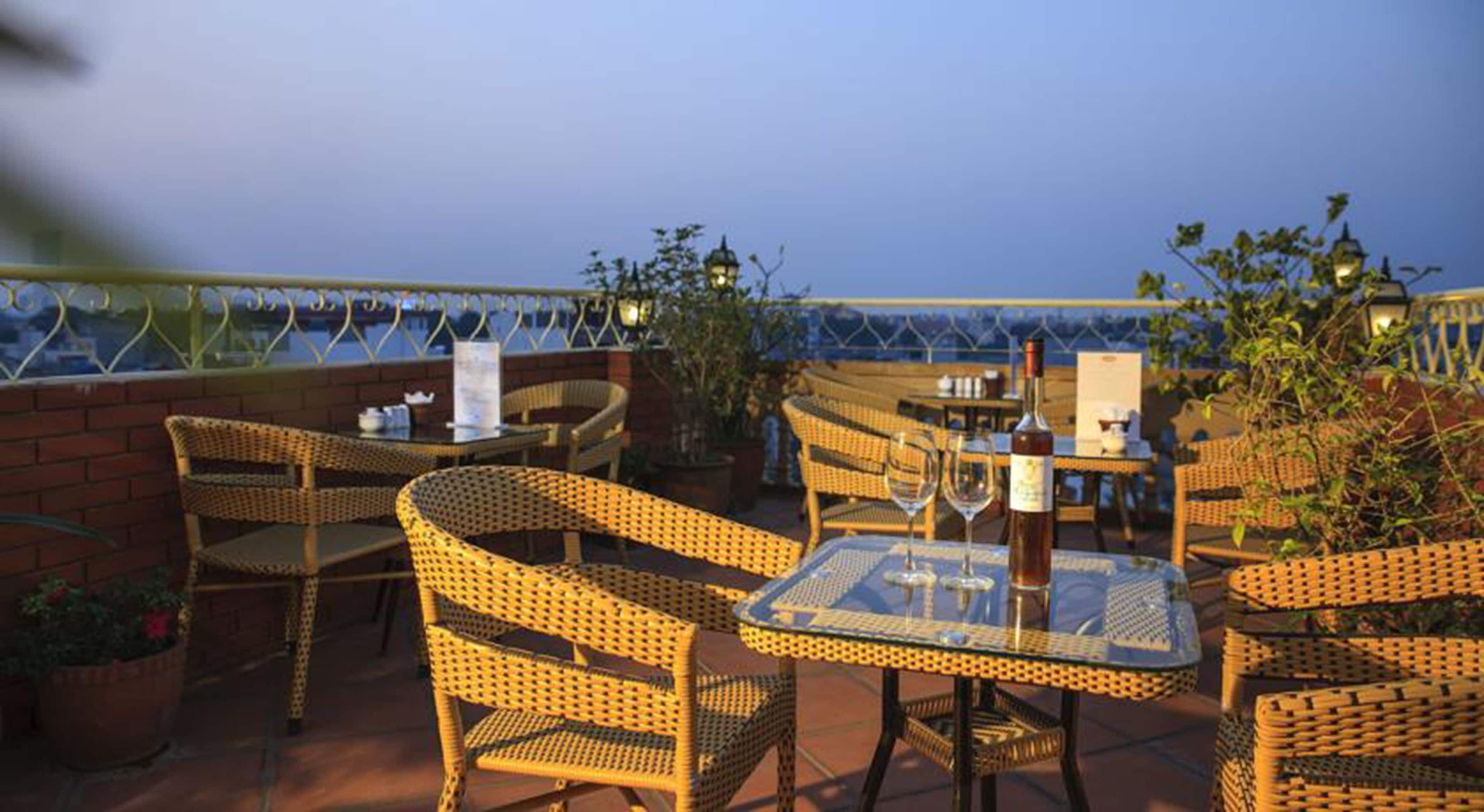 VIP Garden City View | Terrace/patio