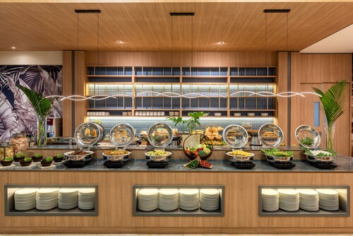 Oakwood Hotel & Apartments Taman Mini Jakarta