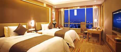 In-room safe, desk, blackout drapes, soundproofing