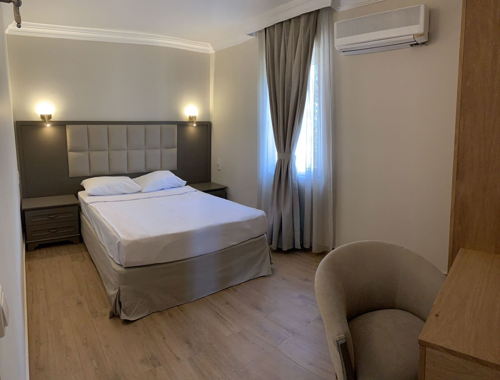 1 bedroom, Egyptian cotton sheets, premium bedding, in-room safe