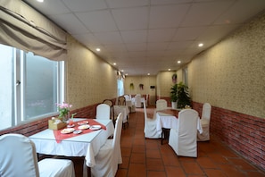 Buffet - Bodega Hotel (Hanoi)