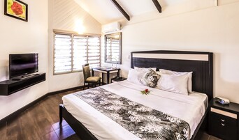 客房内保险箱、办公桌、熨斗/熨衣板、免费 WiFi