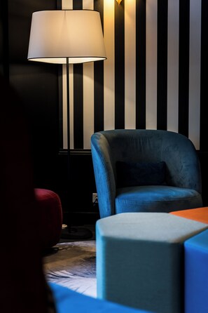 Sala de estar en el lobby