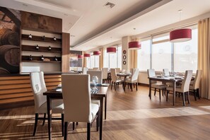Restaurant - Exe São Lazaro (Braganca)