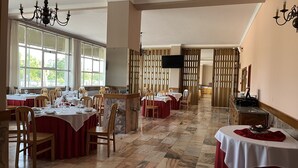Se sirven desayunos, comidas y cenas