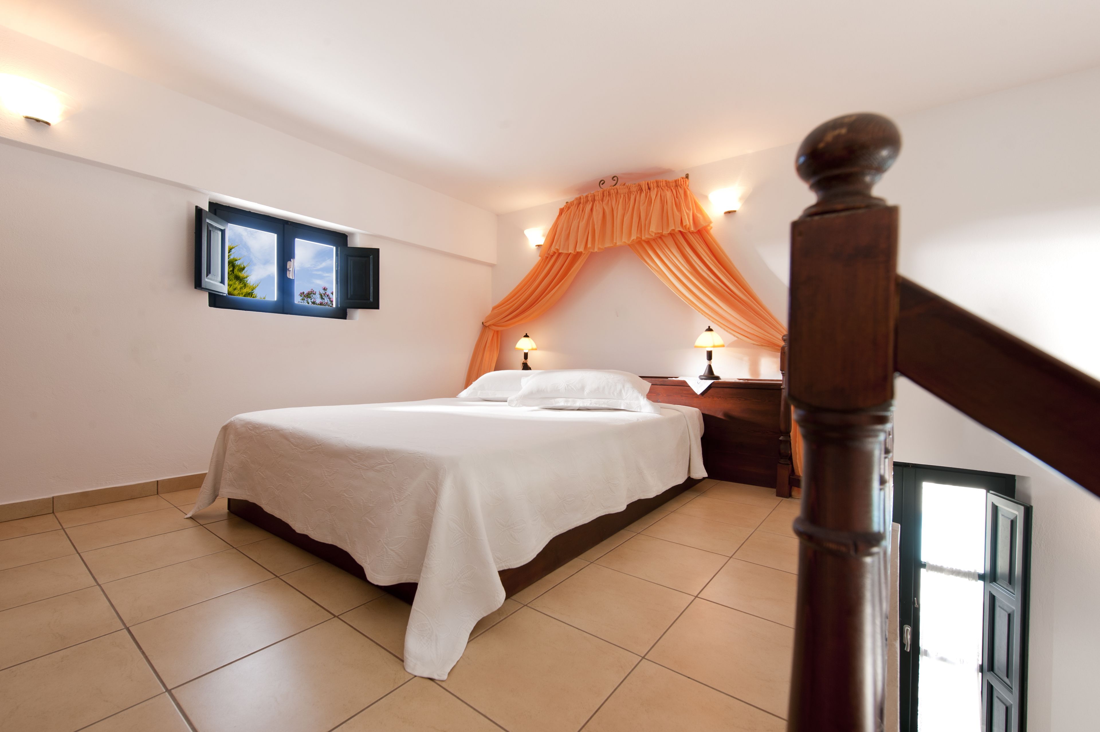 Photo - Anthonas Apartments