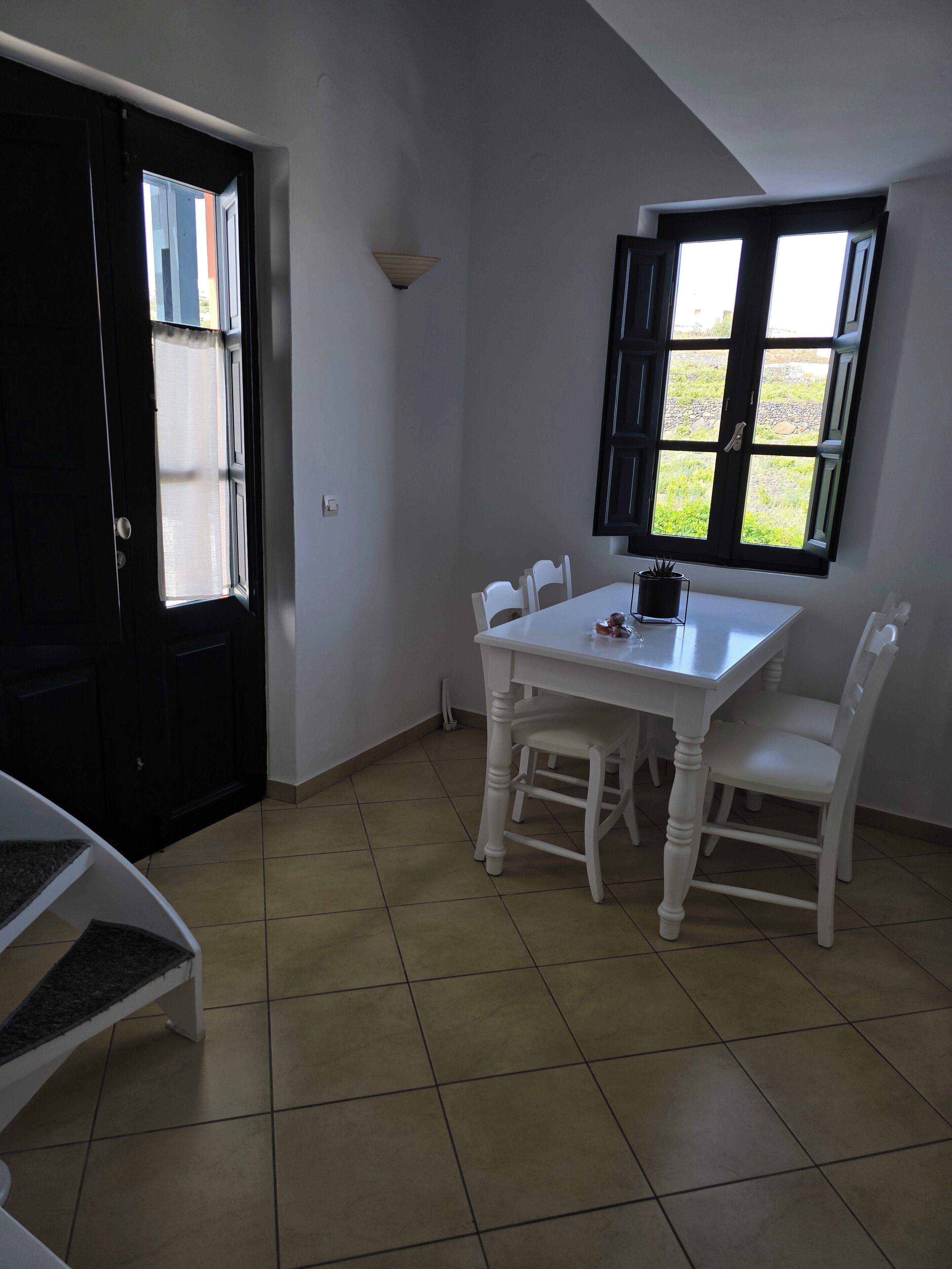 Photo - Anthonas Apartments