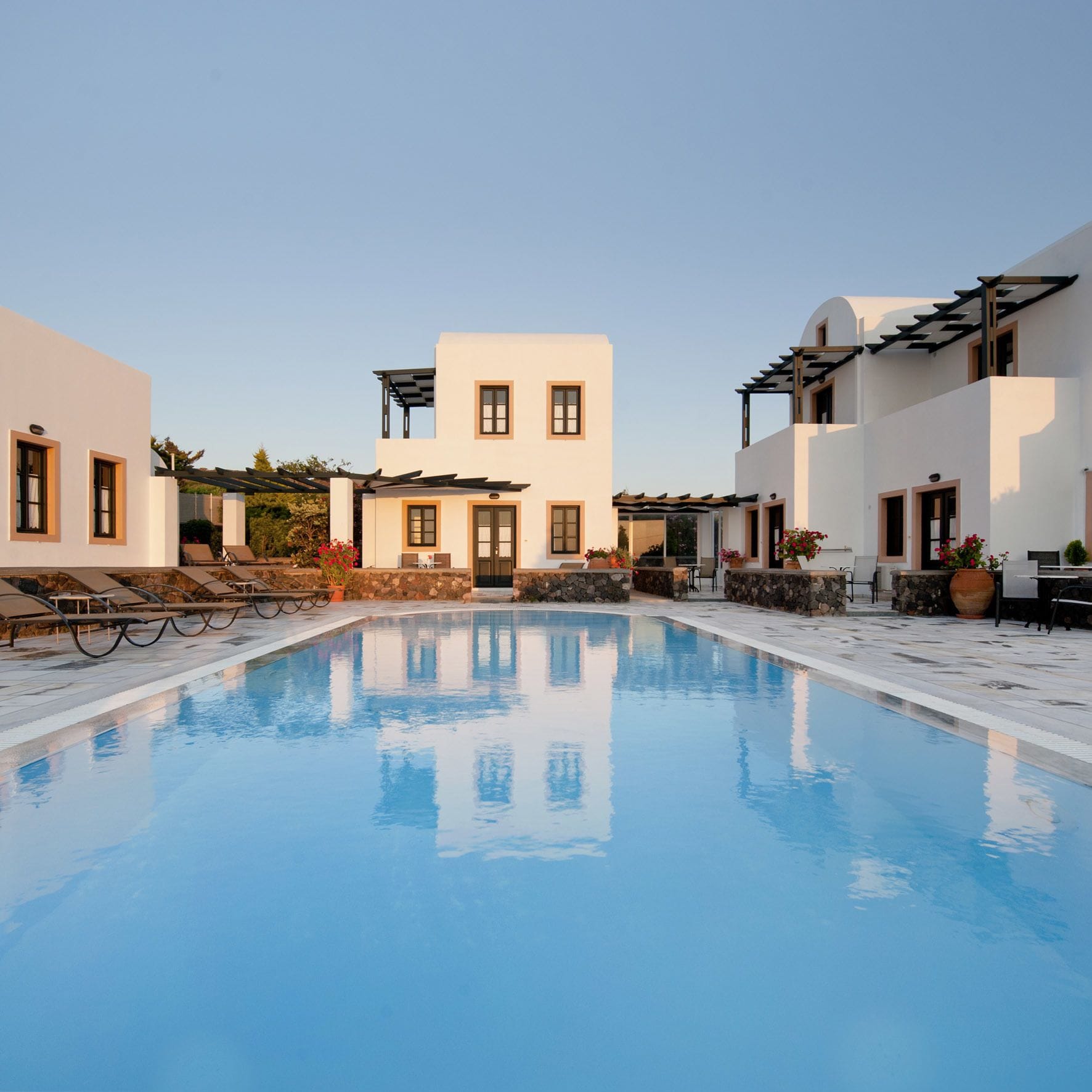 Photo - Anthonas Apartments